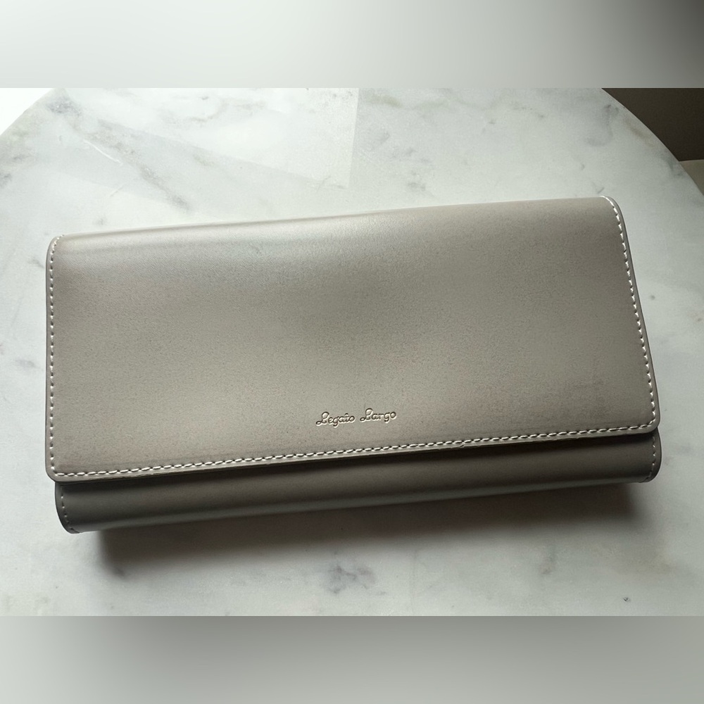 Elegant Gray Leather wallet